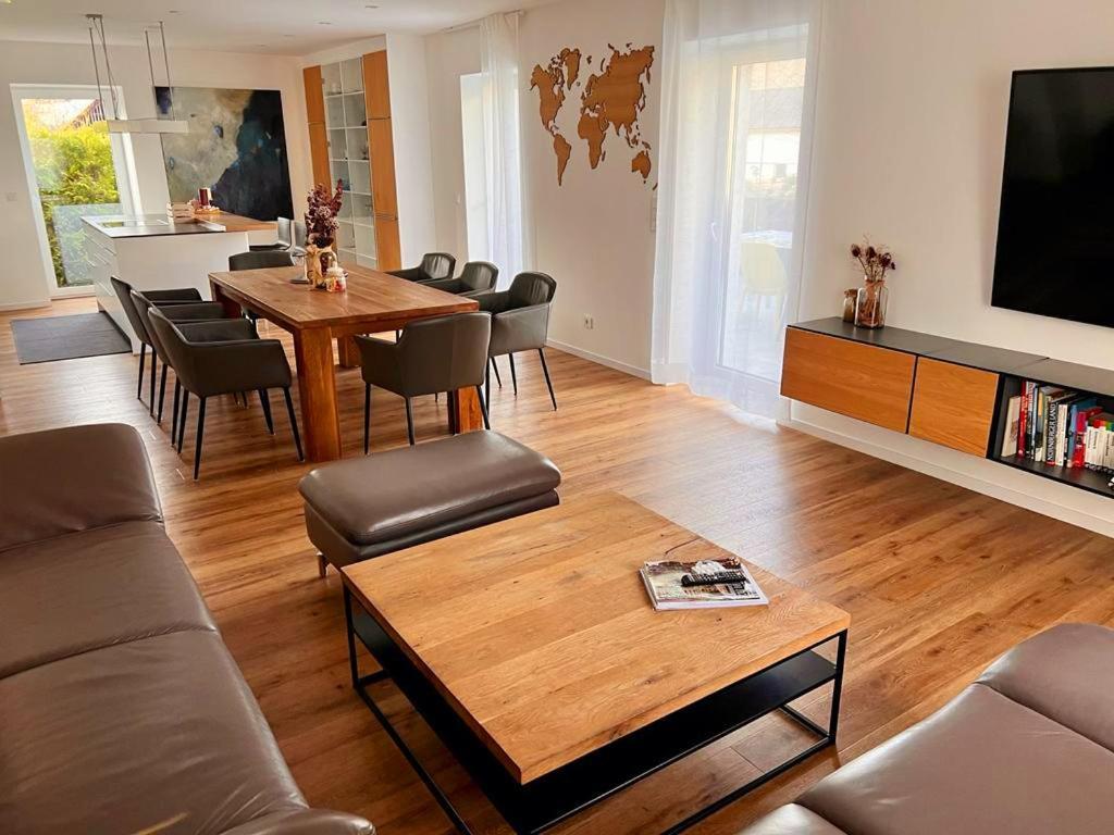 Apartments Bei Playmobil Eg,130M2,Grosse Terassen,24H Self Check-In, Free Parking Цирндорф Экстерьер фото